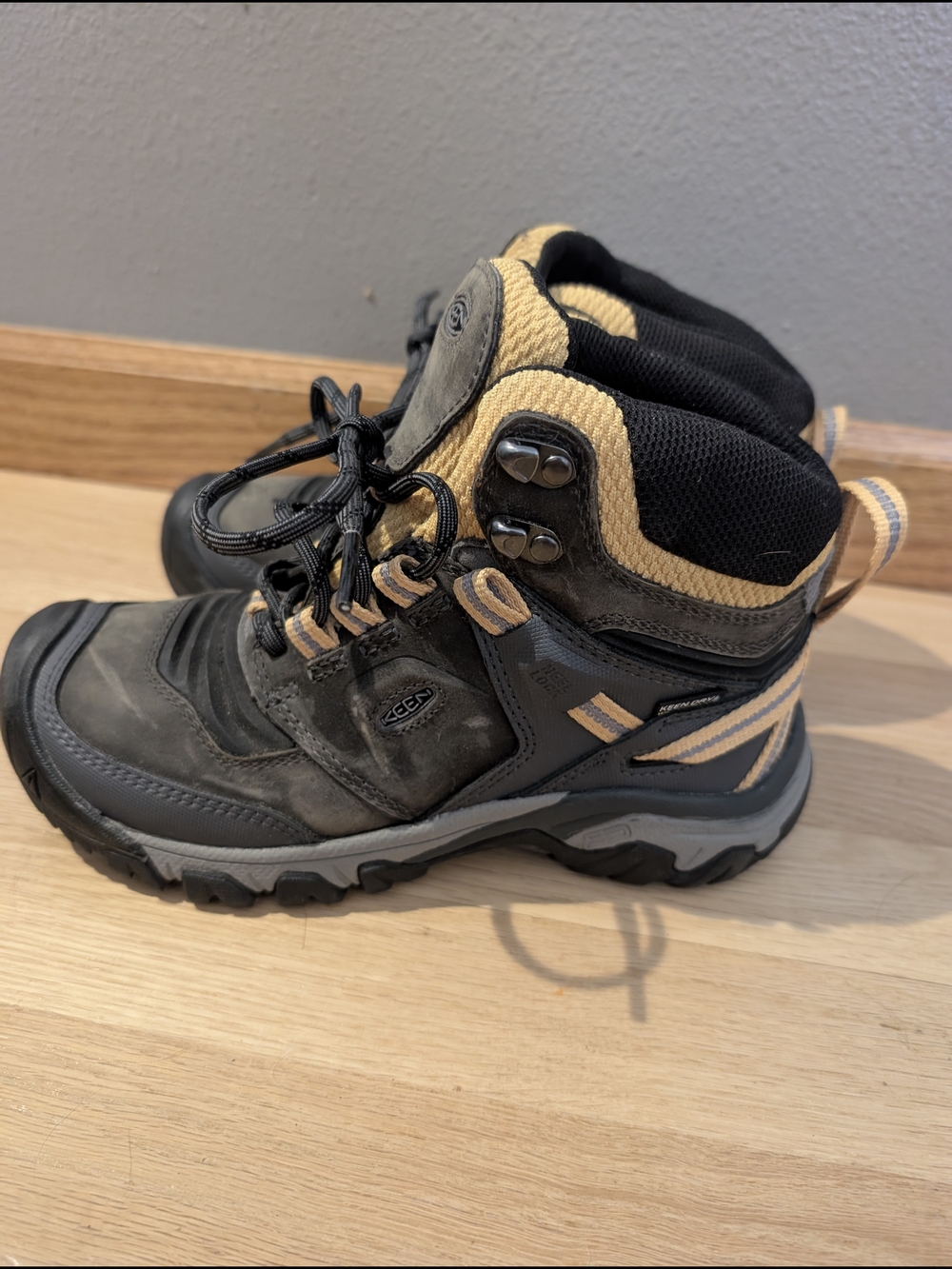 KEEN Kids Grey and Yellow Hiking Boots